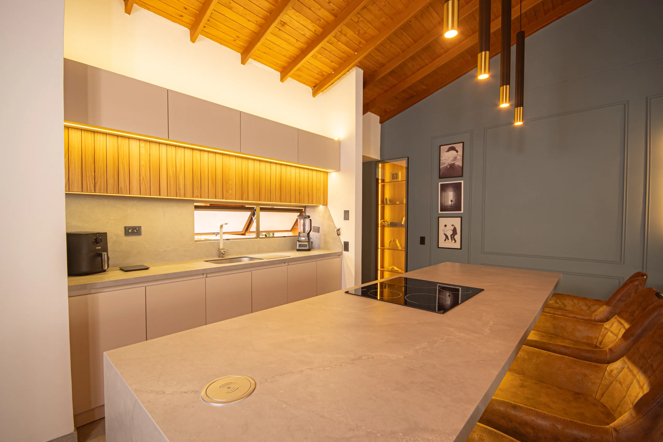 La Frontera Penthouse, Envigado, Medellín (view 7)