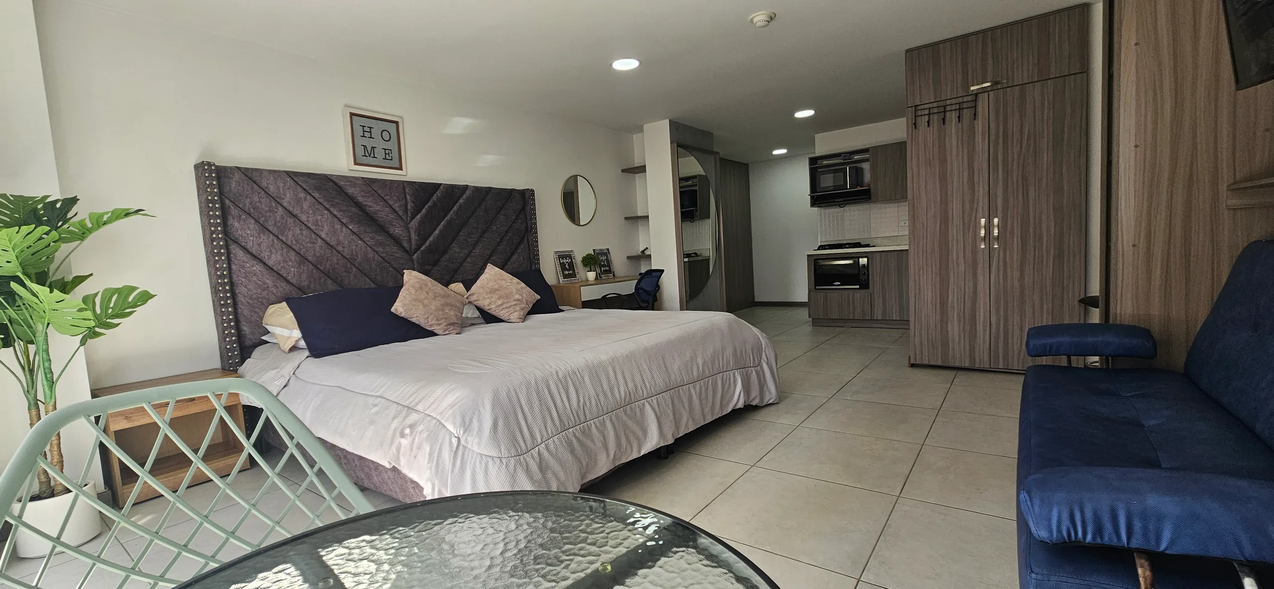 Laureles Studio, Laureles, Medellín (view 3)