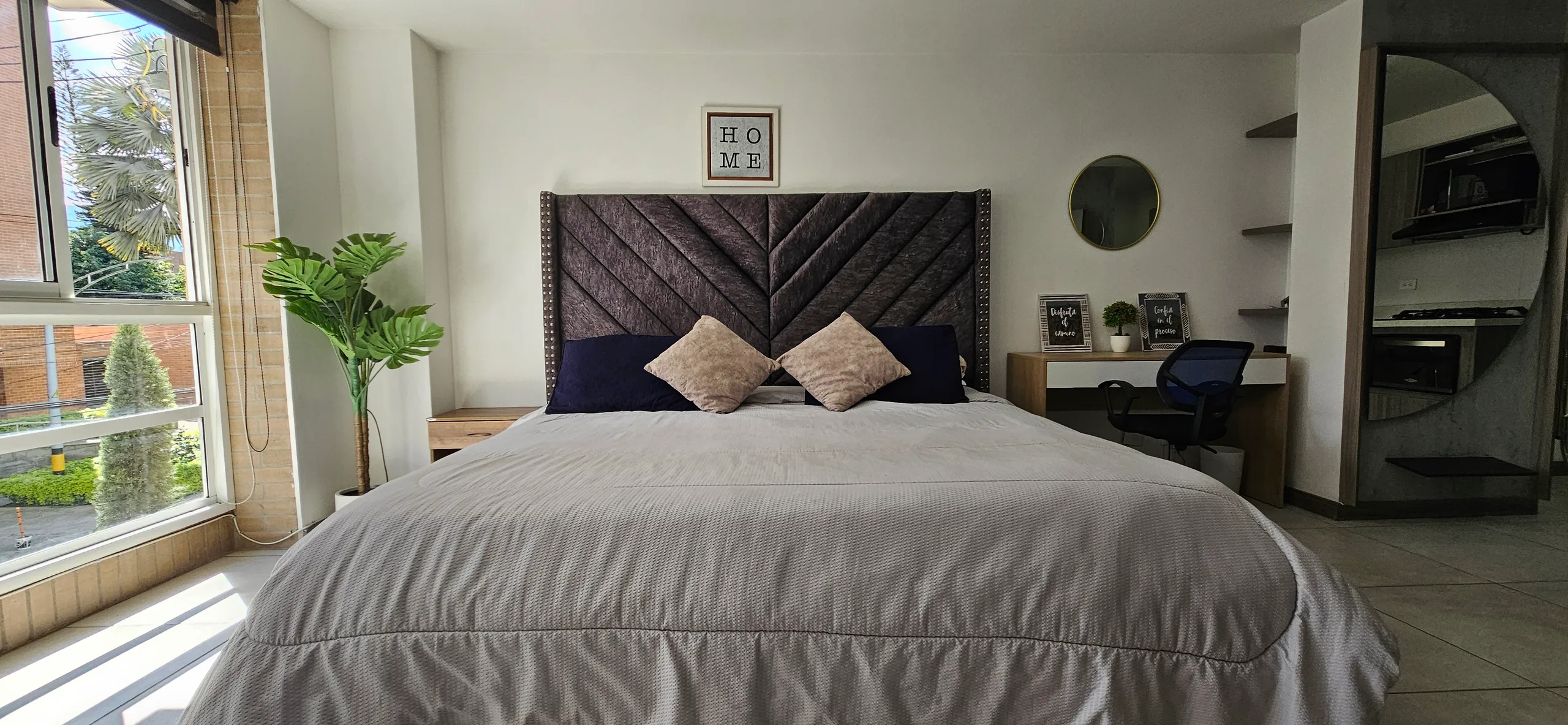 Laureles Studio, Laureles, Medellín (view 5)
